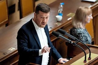 Okamura slibuje zlevňování životů i zhodnocení úspor. S úsporami je mimo - Novinky